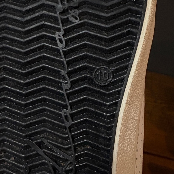 Vintage Havana Women's Gadol Sneakers White with Black Glitter and Suede - Picture 11 of 11